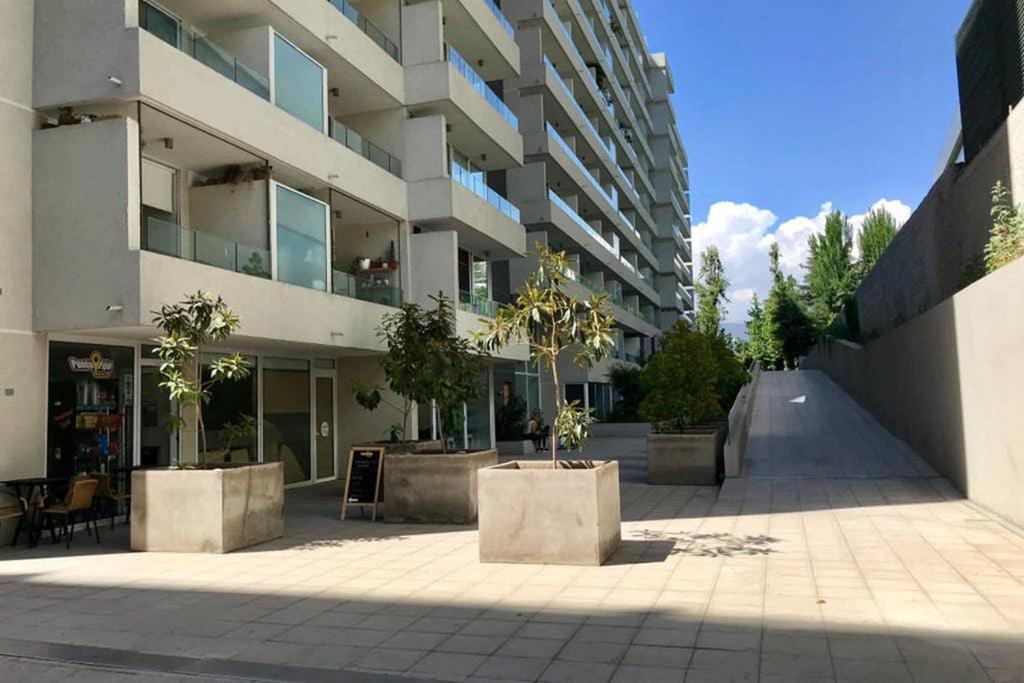 Appartamento Agradable Depto. Mirando A Clinica Condes Santiago del Cile